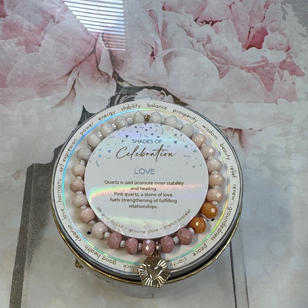 NWT crystal rose quartz variety bracelet in round gold accented gift box